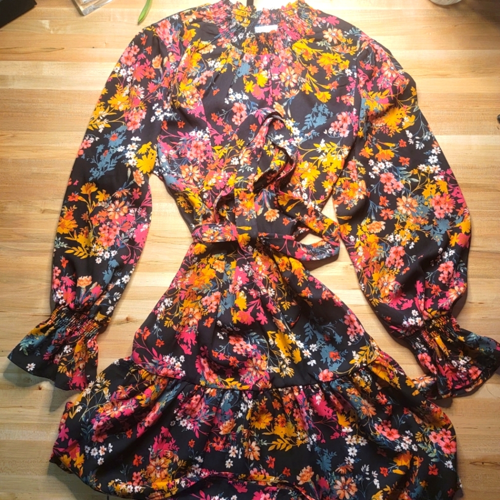 Ophelia Roe Floral dress size L